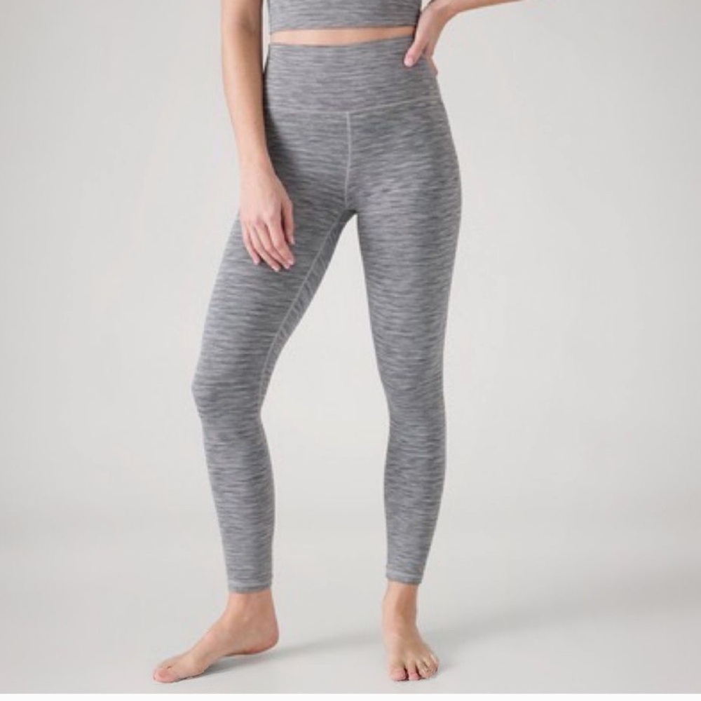 Athleta Transcend Textured 7/8 Tight in Stratus Grey Nova Texture Size S